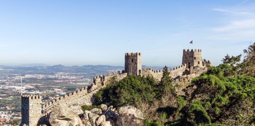 Stone walls and scenic views from the Moorish Castle in Sintra – Discover Portugal's History and Live the Legend! | PORTUGALTRIPGUIDES