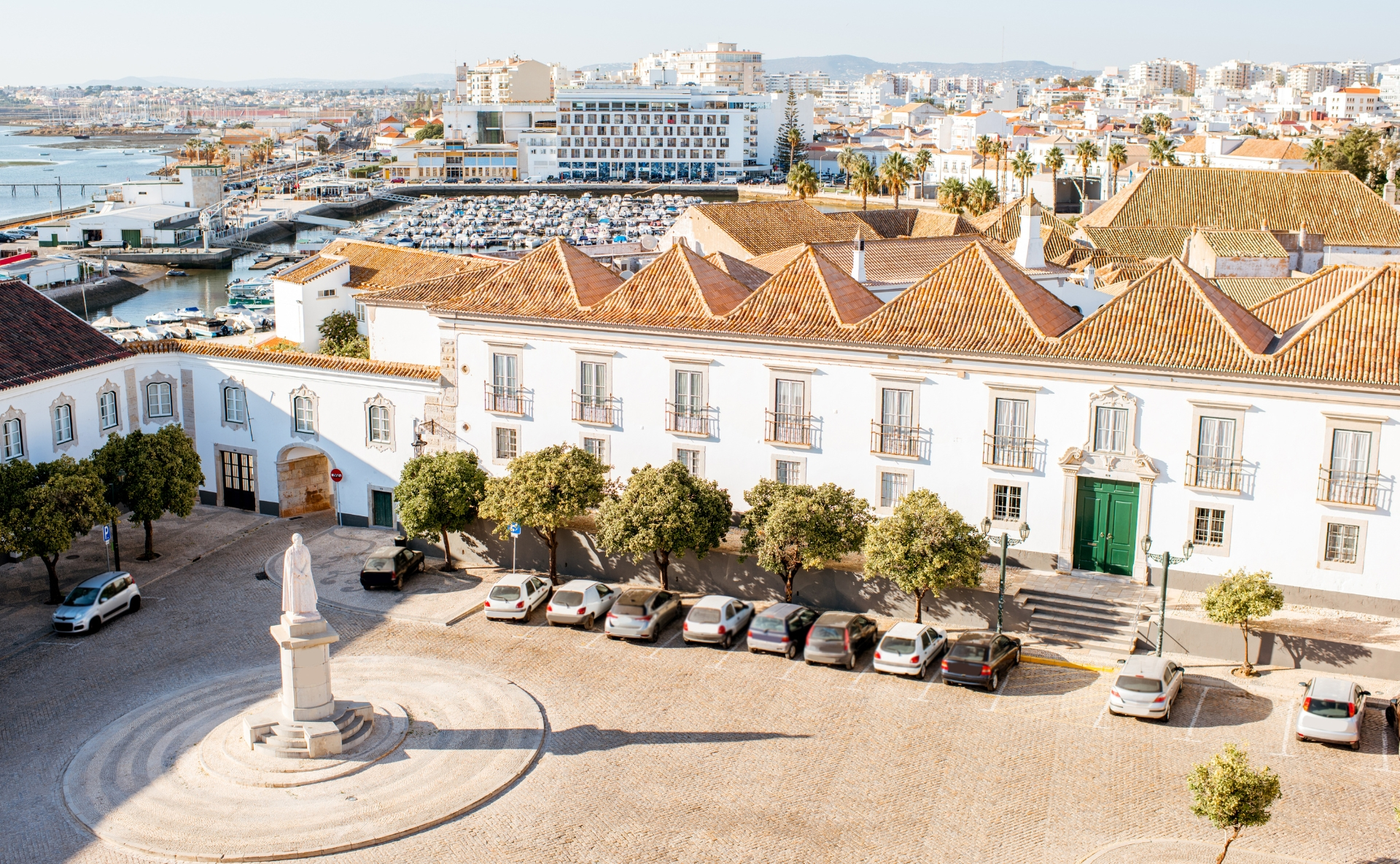 Historic streets and marina of Faro in the Algarve – Discover Portugal's History and Live the Legend! | PORTUGALTRIPGUIDES