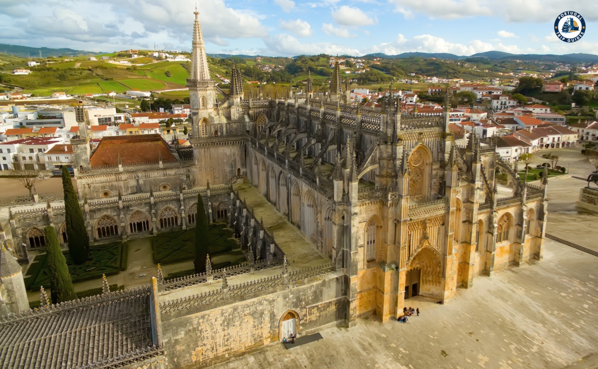Gothic architecture of the Monastery of Batalha – Discover Portugal's History and Live the Legend! | PORTUGALTRIPGUIDES