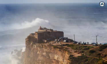 Golden beaches and waves of Nazaré – Discover Portugal's History and Live the Legend! | PORTUGALTRIPGUIDES