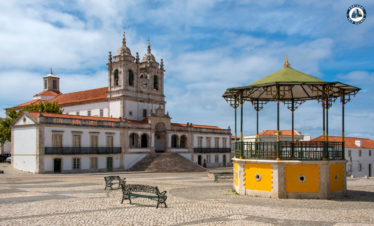 Golden beaches and waves of Nazaré – Discover Portugal's History and Live the Legend! | PORTUGALTRIPGUIDES