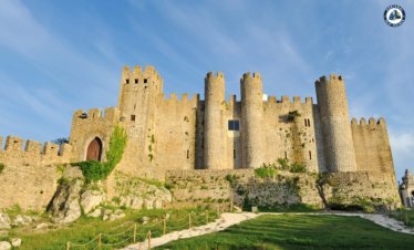 Medieval walls and charming streets of Óbidos – Discover Portugal's History and Live the Legend! | PORTUGALTRIPGUIDES
