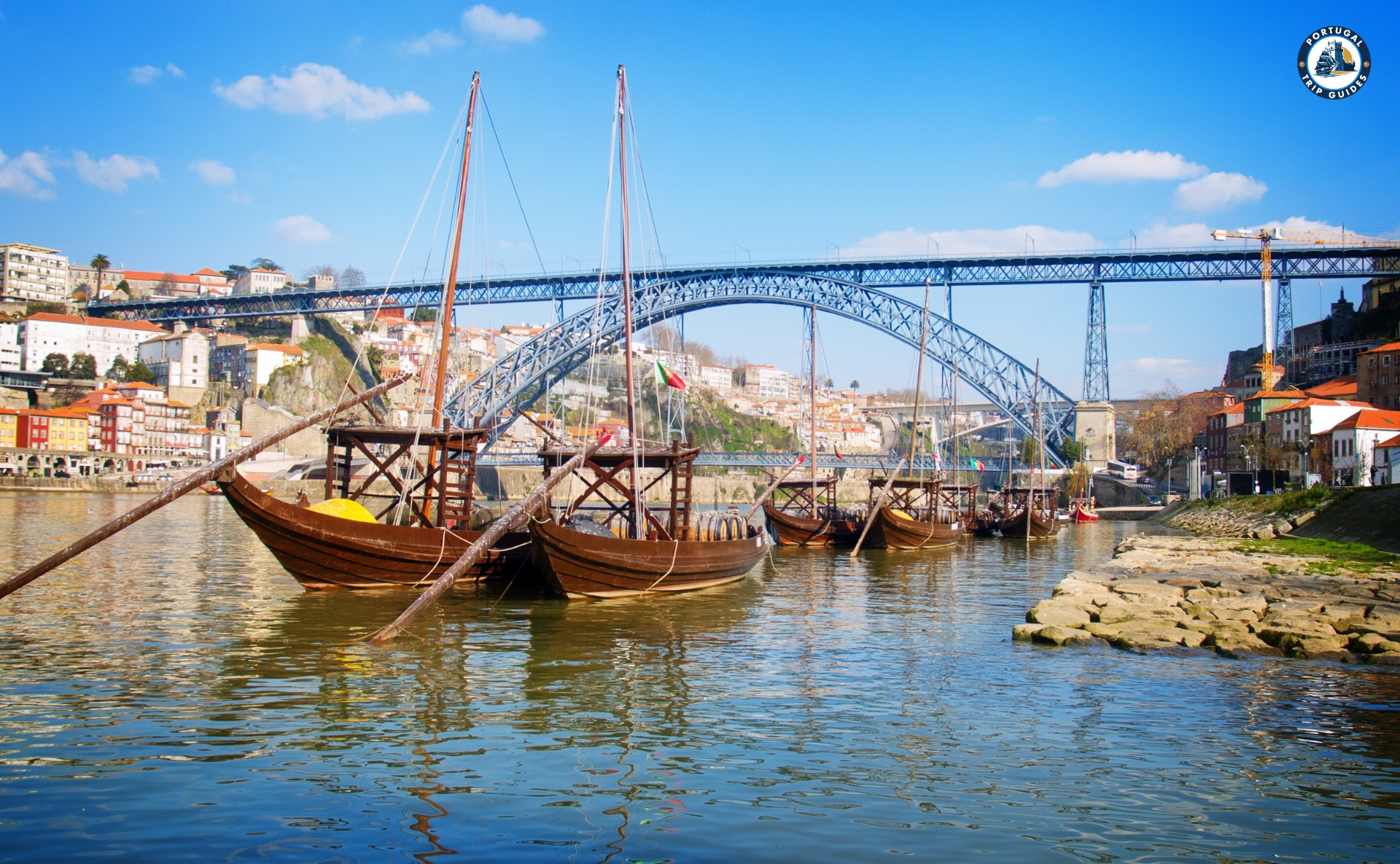Colorful Ribeira district and Douro River in Porto – Discover Portugal's History and Live the Legend! | PORTUGALTRIPGUIDES