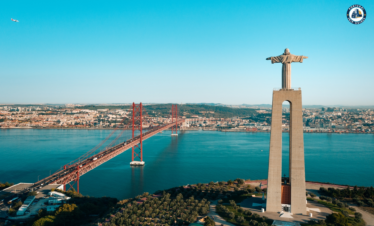 Sanctuary of Christ the King statue overlooking Lisbon – Discover Portugal's History and Live the Legend! | PORTUGALTRIPGUIDES