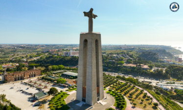 Sanctuary of Christ the King statue overlooking Lisbon – Discover Portugal's History and Live the Legend! | PORTUGALTRIPGUIDES