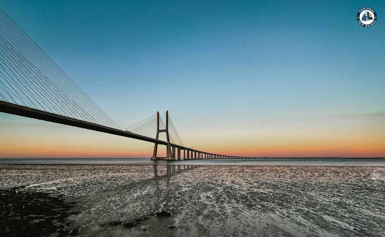 Vasco da Gama statue in Lisbon honoring Portugal’s famous explorer – Portugal’s legacy through PORTUGALTRIPGUIDES